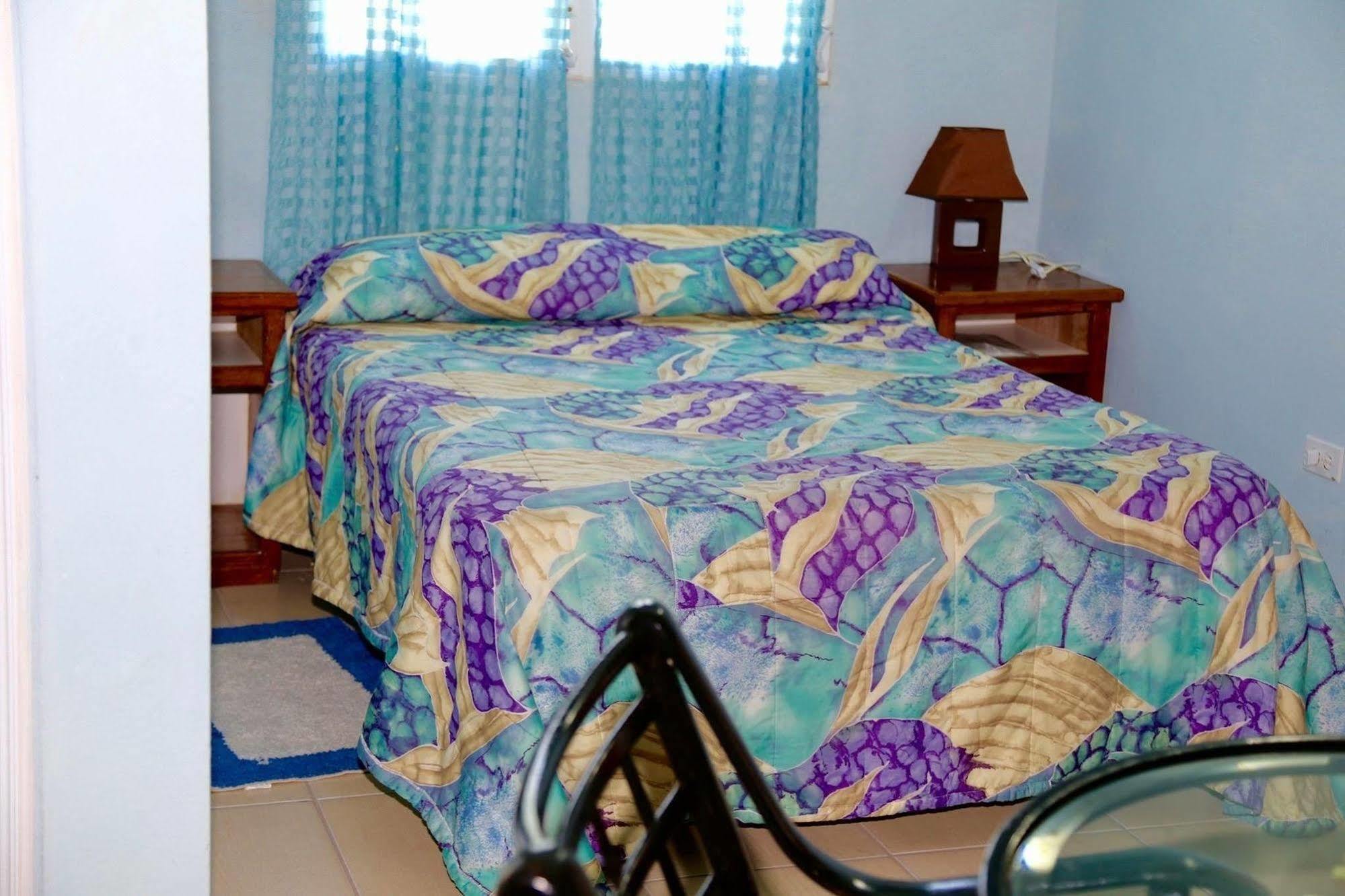 Sint Maarten International Guesthouse Philipsburg  Extérieur photo